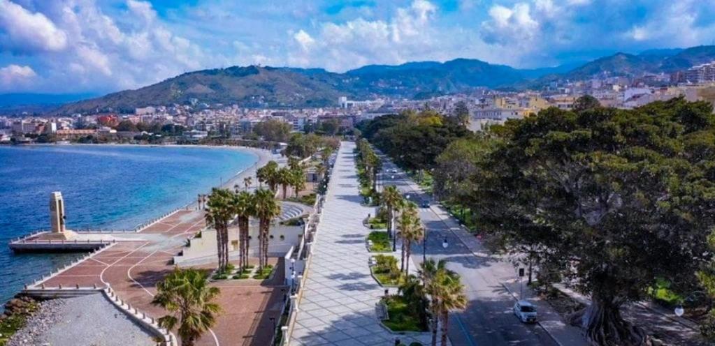 76 Avenue Suites Wi-Fi - Shuttle Reggio di Calabria Exterior photo